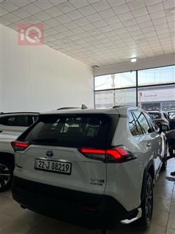 تۆیۆتا ڕاڤ 4